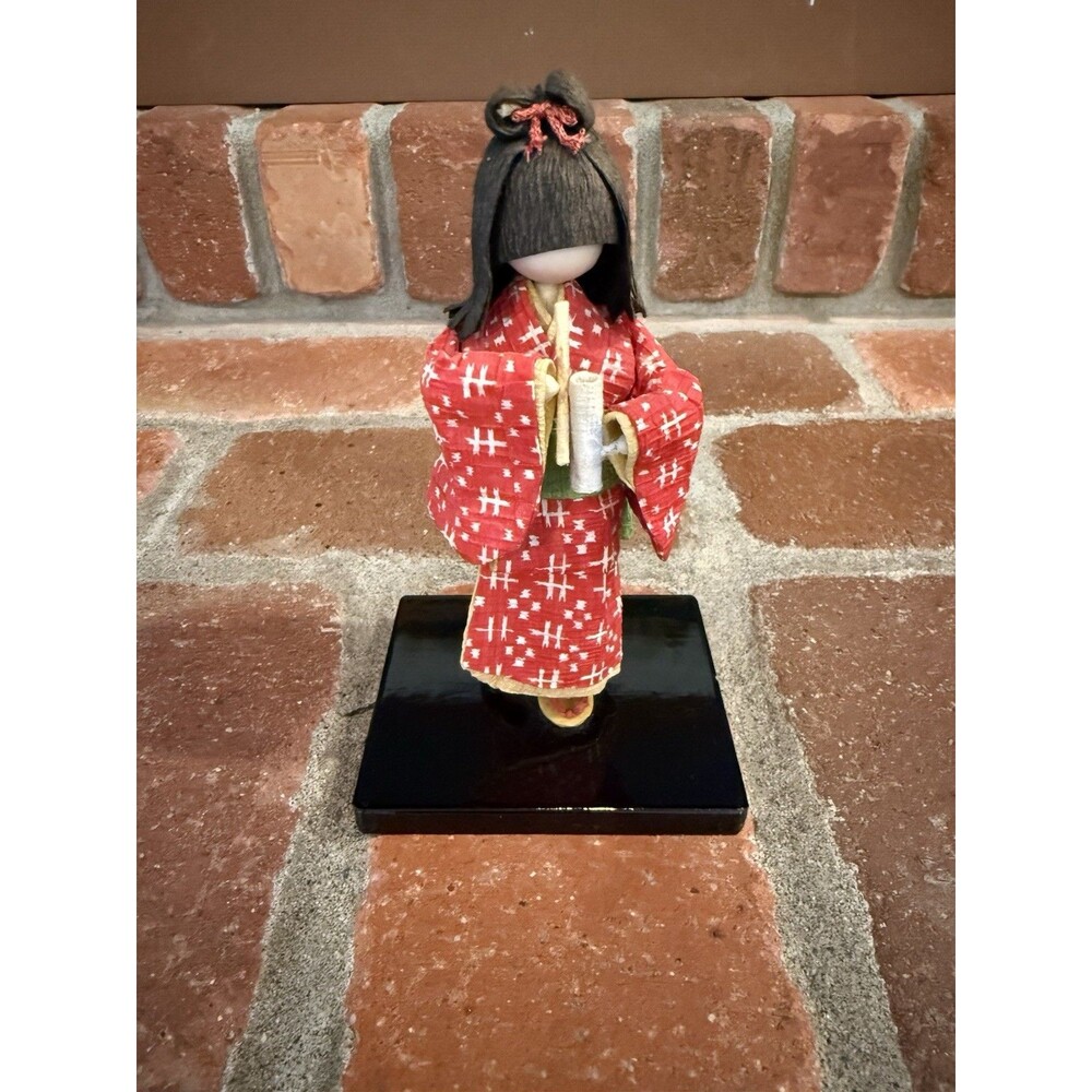 Japanese Origami Washi Paper Doll Handmade Saranoki Kimono Geisha Girl